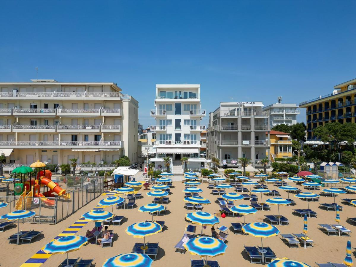 Hotel Boston 3 Stelle Superior Frontemare Lido di Jesolo Exterior photo