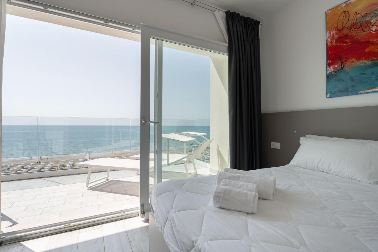 Hotel Boston 3 Stelle Superior Frontemare Lido di Jesolo Exterior photo