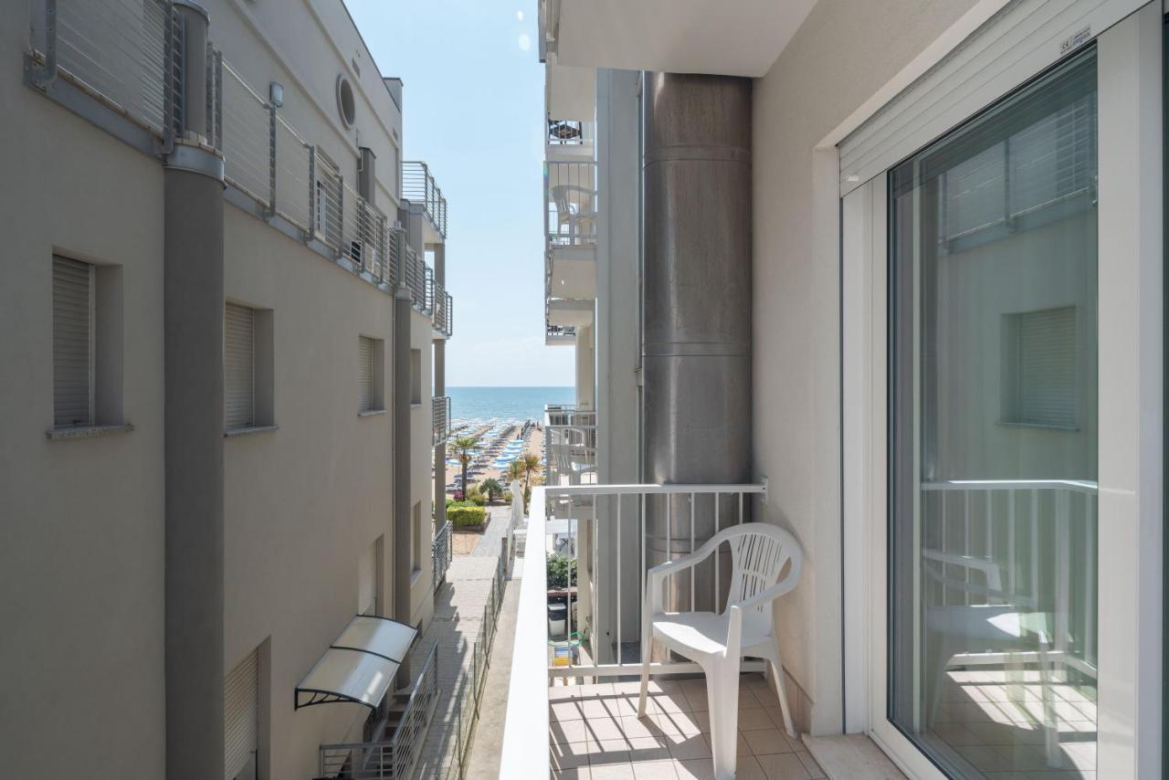 Hotel Boston 3 Stelle Superior Frontemare Lido di Jesolo Exterior photo
