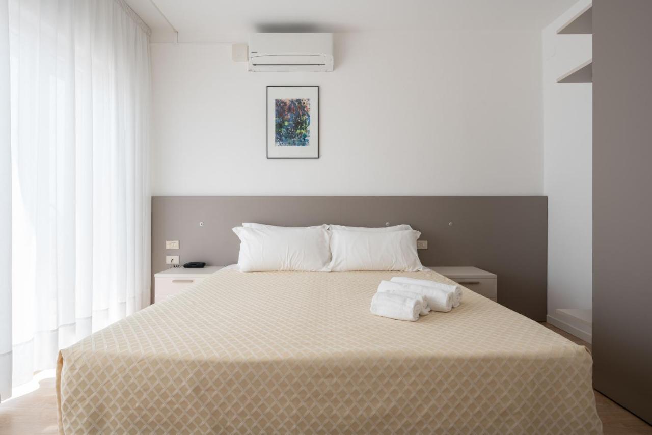 Hotel Boston 3 Stelle Superior Frontemare Lido di Jesolo Exterior photo