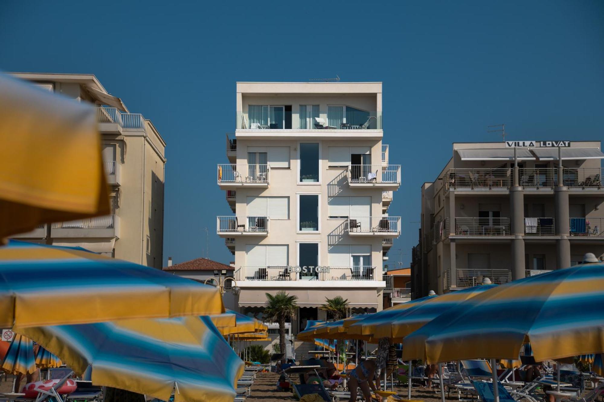 Hotel Boston 3 Stelle Superior Frontemare Lido di Jesolo Exterior photo